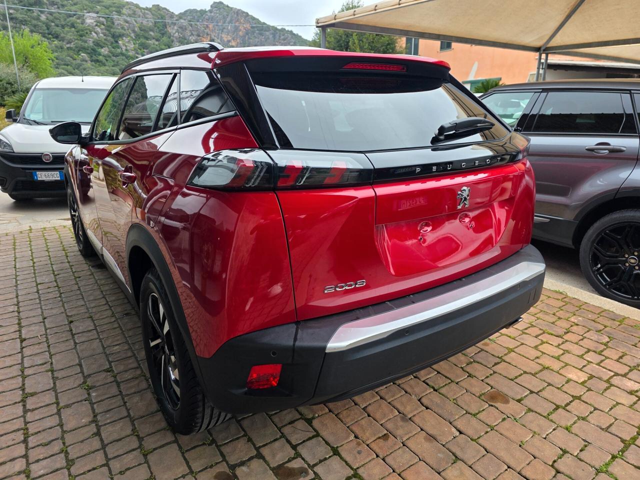 Peugeot 2008 BlueHDi 130 S&S EAT8 Allure