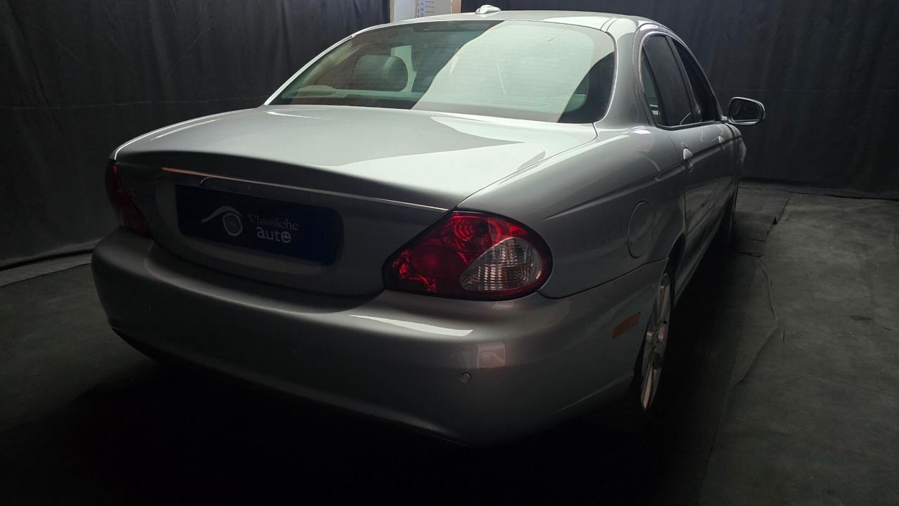 Jaguar X-Type 2.2D cat Premium Luxury