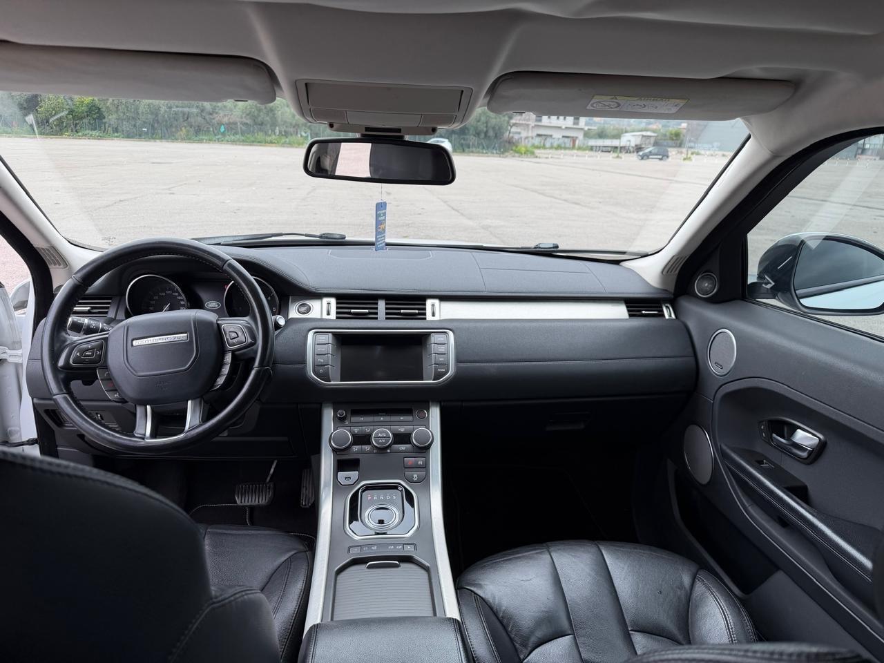 Land Rover Evoque 2.2 TD4 5p. Prestige