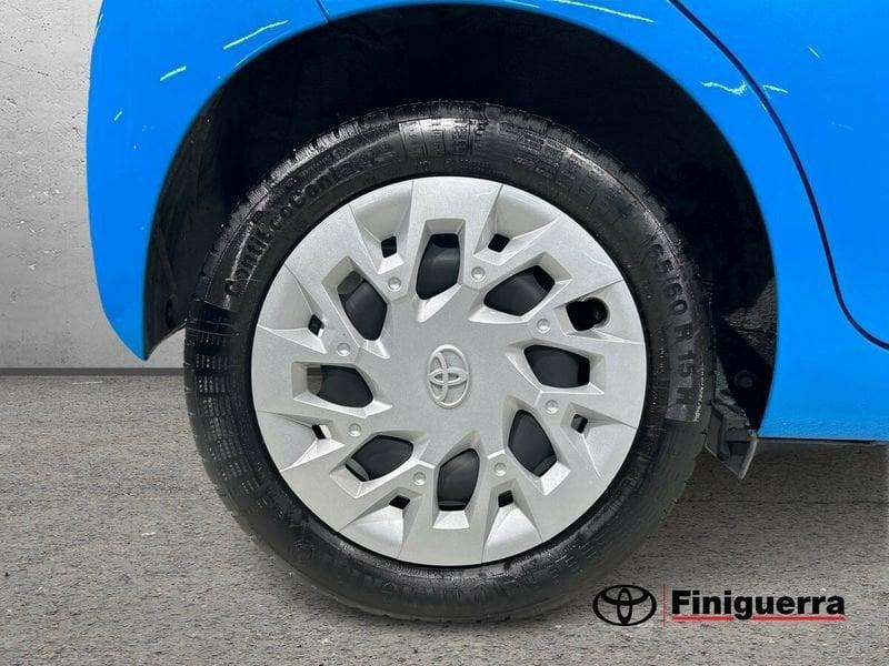 Toyota Aygo Aygo Connect 1.0 VVT-i 72 CV 5 porte x-play