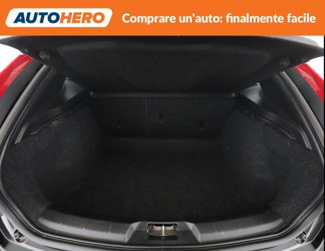 VOLVO V40 D2 Kinetic