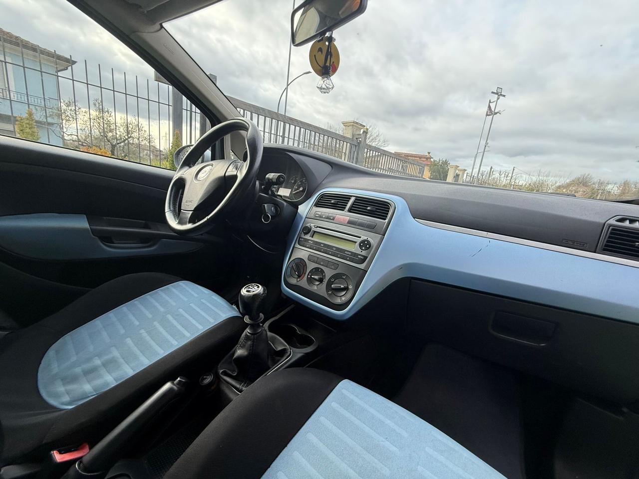 FIAT GRANDE PUNTO 5P