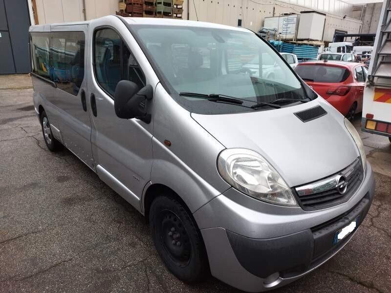 Opel Vivaro 29 2.0 CDTI 120CV 9 POSTI Furgone Vetrato Fap