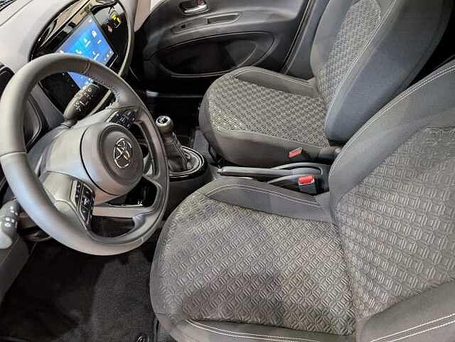 Toyota Aygo X Trend 1.0 72 CV *Km 0*