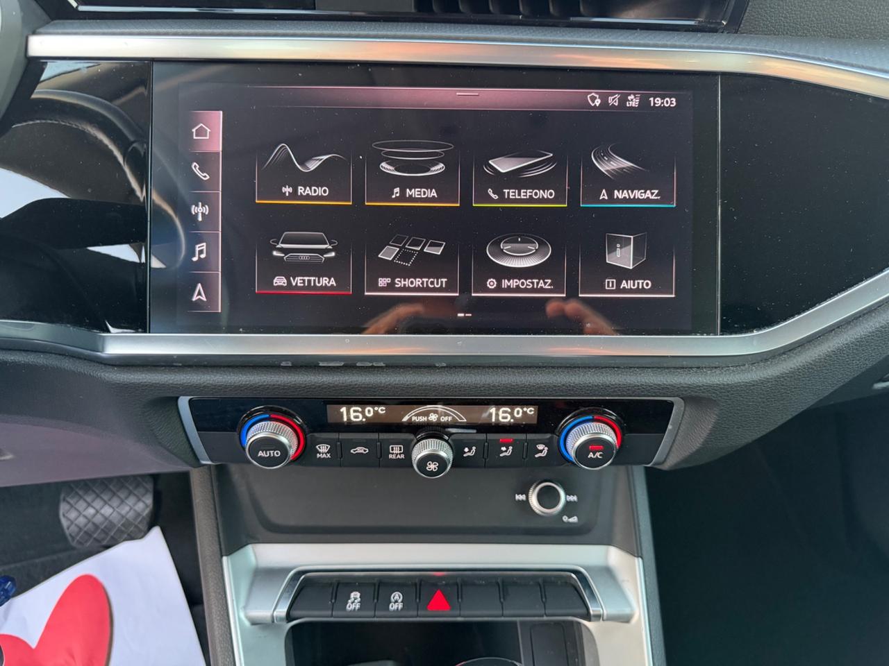 AUDI Q3 2.0 TDI 150CV STRONIC FULL LED MATRIX MY19