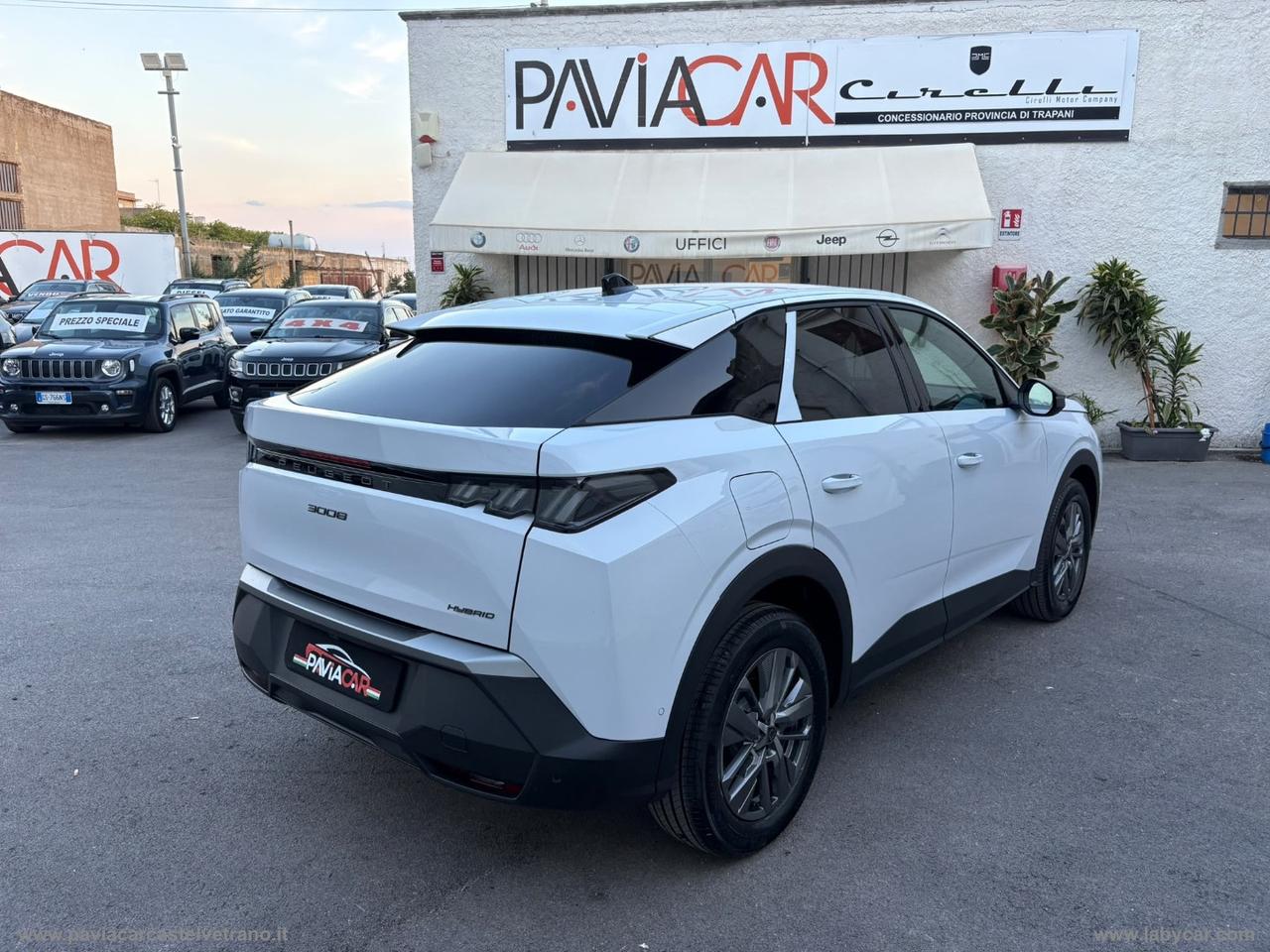 PEUGEOT 3008 Hybrid 145 e-DCS6 Allure KM/0