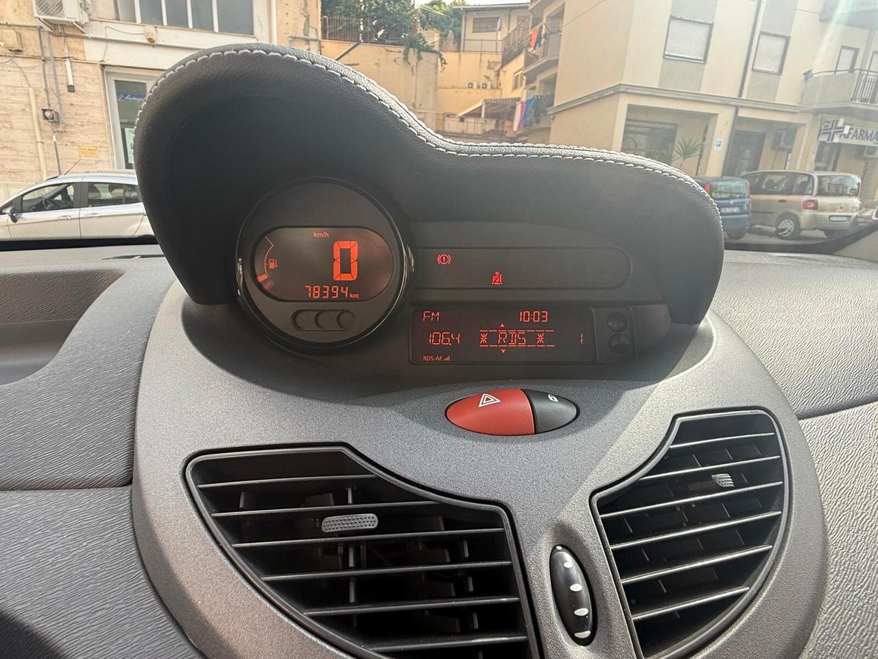 Renault Twingo 1.2 16V LEV Sport & Sound