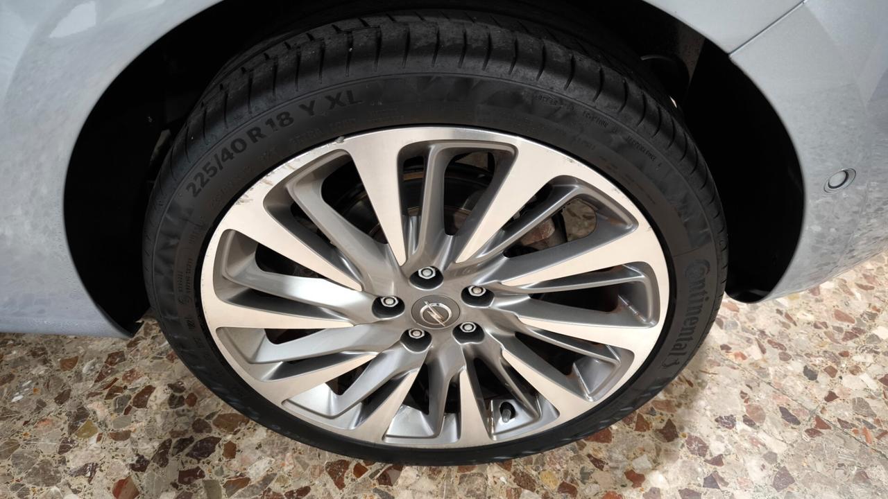 Opel Astra 1.6 CDTI 136CV EcoFLEX S&S 5 porte Cosmo