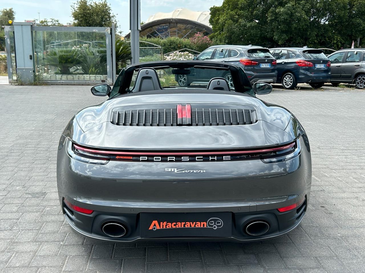 Porsche 911 Carrera Cabriolet