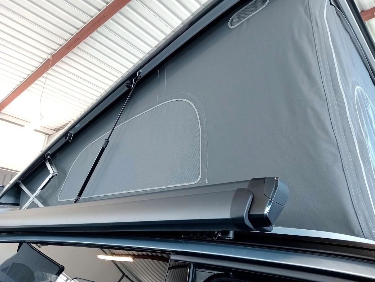 Volkswagen T7 California TOUR TDI DSG 5+5 THULE 18" GANCIO AGEVOLABILE LEGGE 104