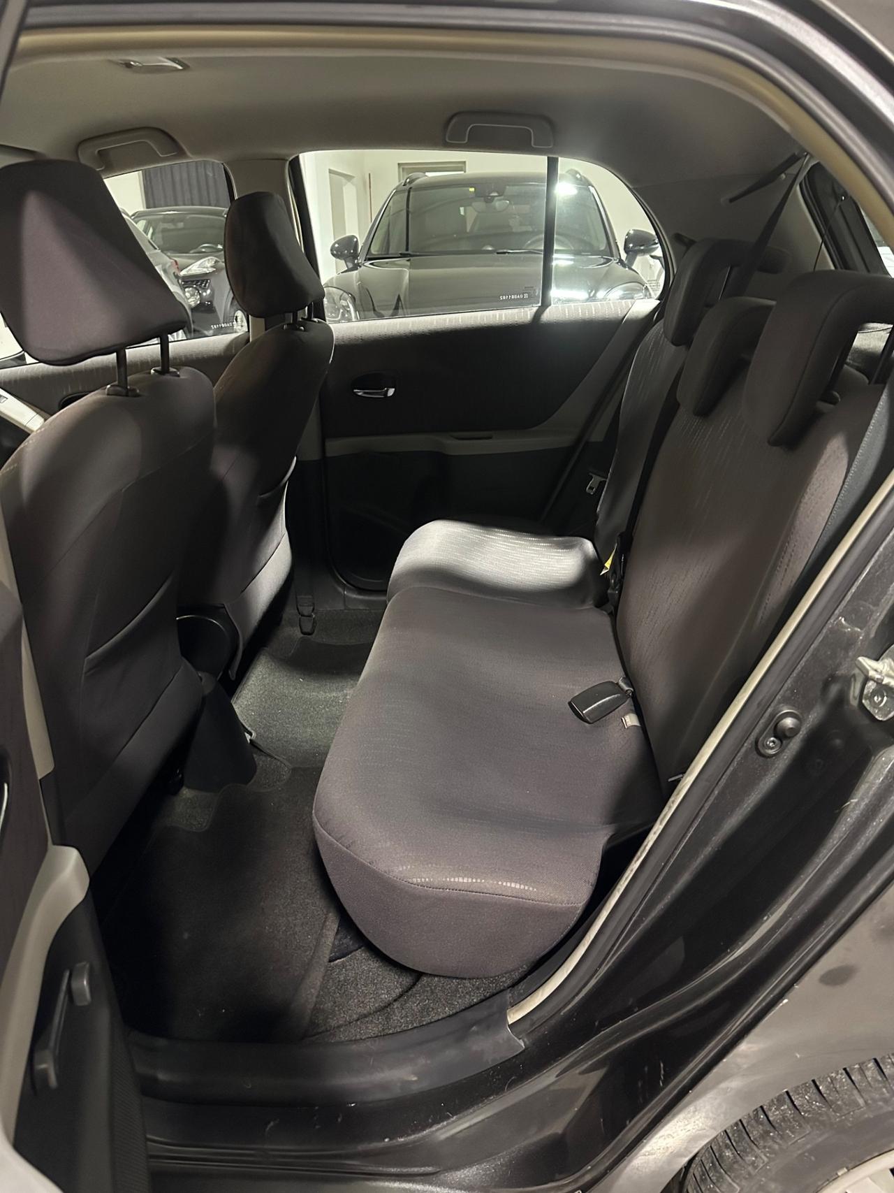 Toyota Yaris 1.3 5 porte Sol