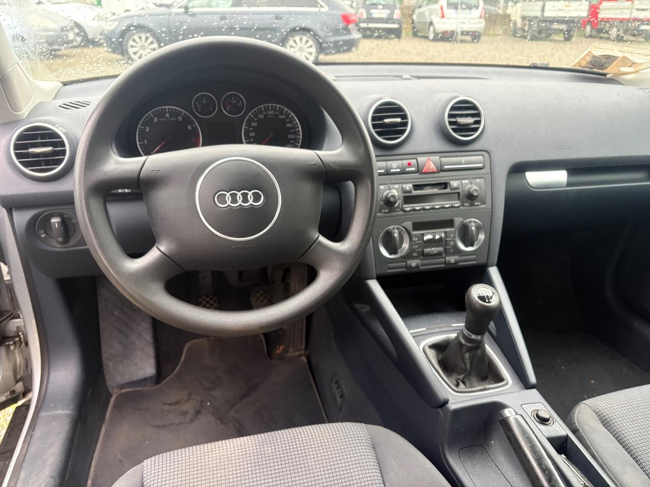 Audi A3 1.6 BENZINA NEOPATENTATI