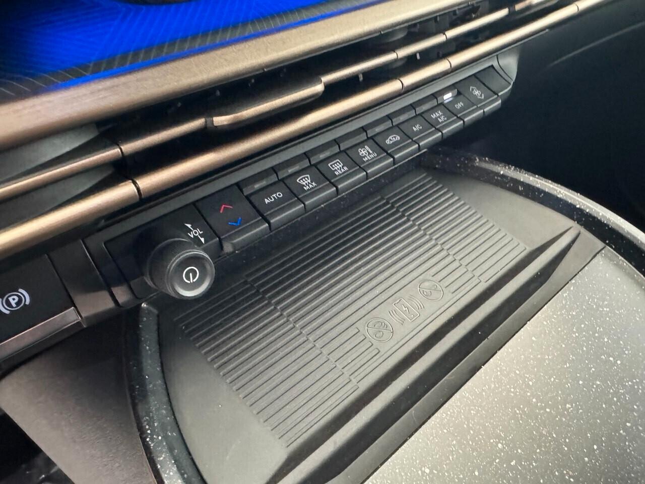 Lancia Ypsilon 1.0 FireFly 5 porte S&S Hybrid Platino