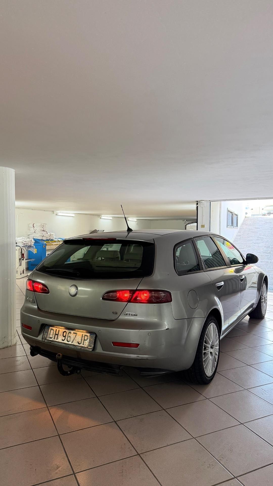 Alfa Romeo 159 1.9 JTDm Sportwagon
