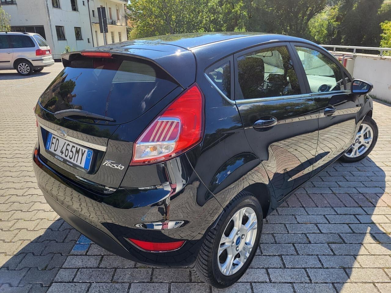 Ford FIESTA 1.4 GPL-UNICO PROPR-NAVI-3 REVISIONI
