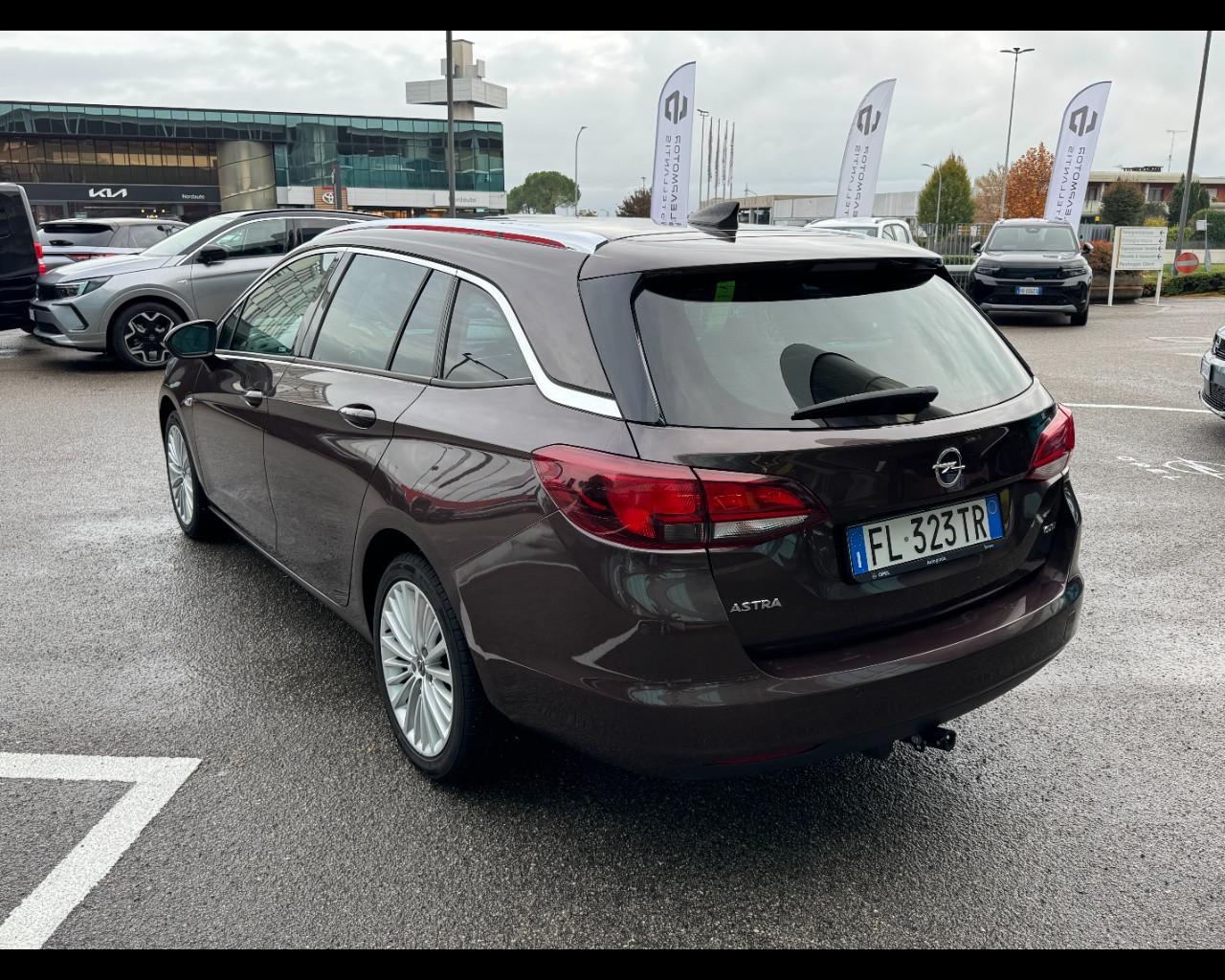 OPEL Astra 5ª serie - Astra 1.6 CDTi 136CV aut. Sports Tourer Inn
