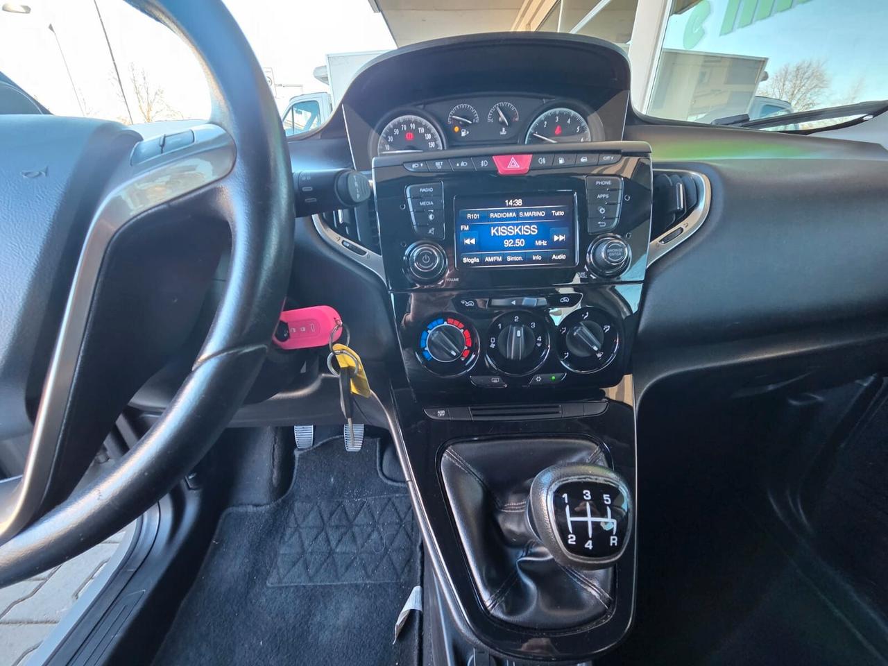 Lancia Ypsilon 1.2 69 CV 5 porte GPL Ecochic Gold