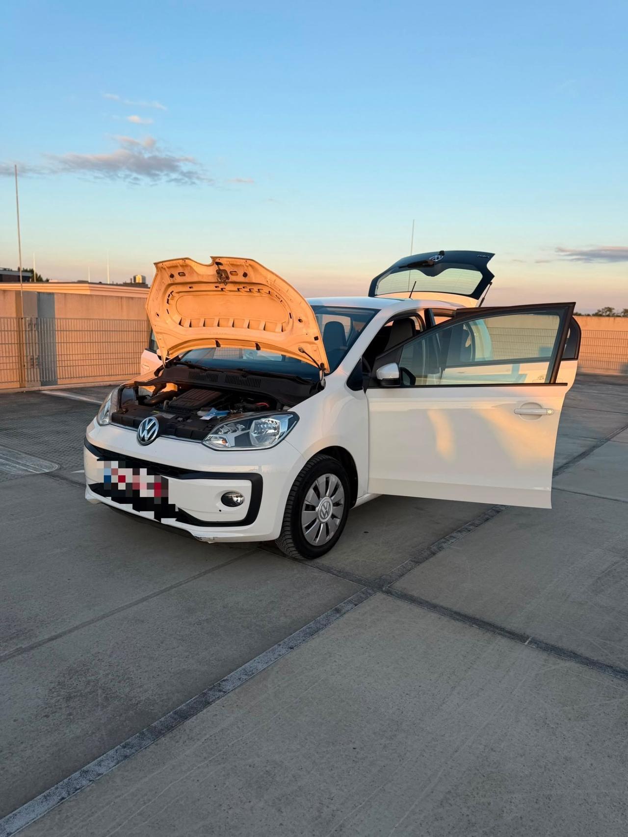 Volkswagen up! 1.0 75 CV 5p. high