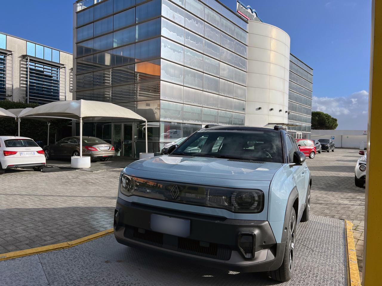 Renault 4 E-Tech Electric 150 CV Comfort Range Techno