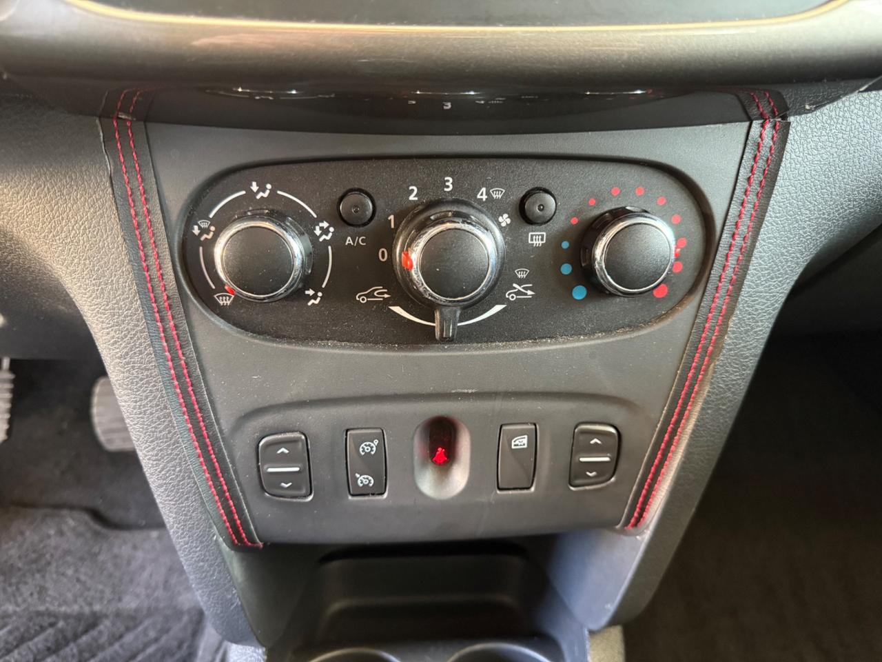 Dacia Sandero Stepway 1.5 dCi 90CV DIFETTI DI CARROZZERIA