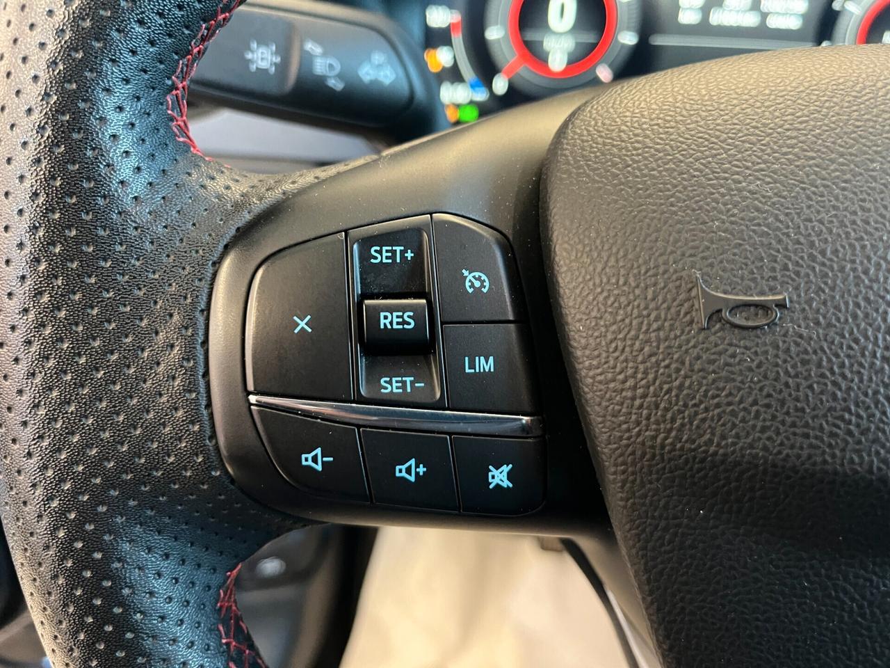 Ford Kuga 1.5 EcoBoost 150 CV 2WD ST-Line