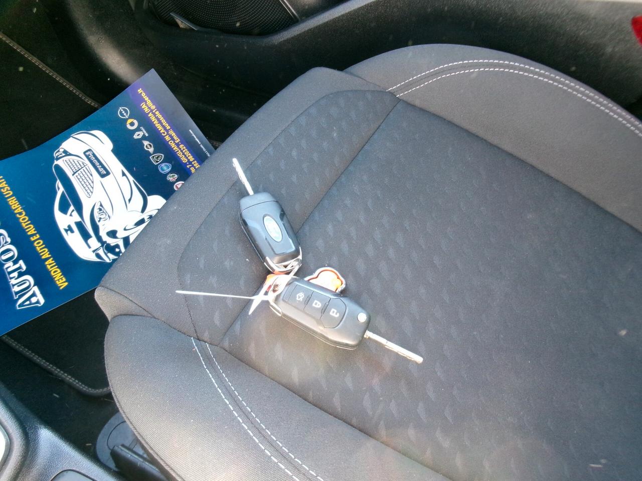 Ford Fiesta 5P 1.2 GPL DI SERIE TITANIUM PACK