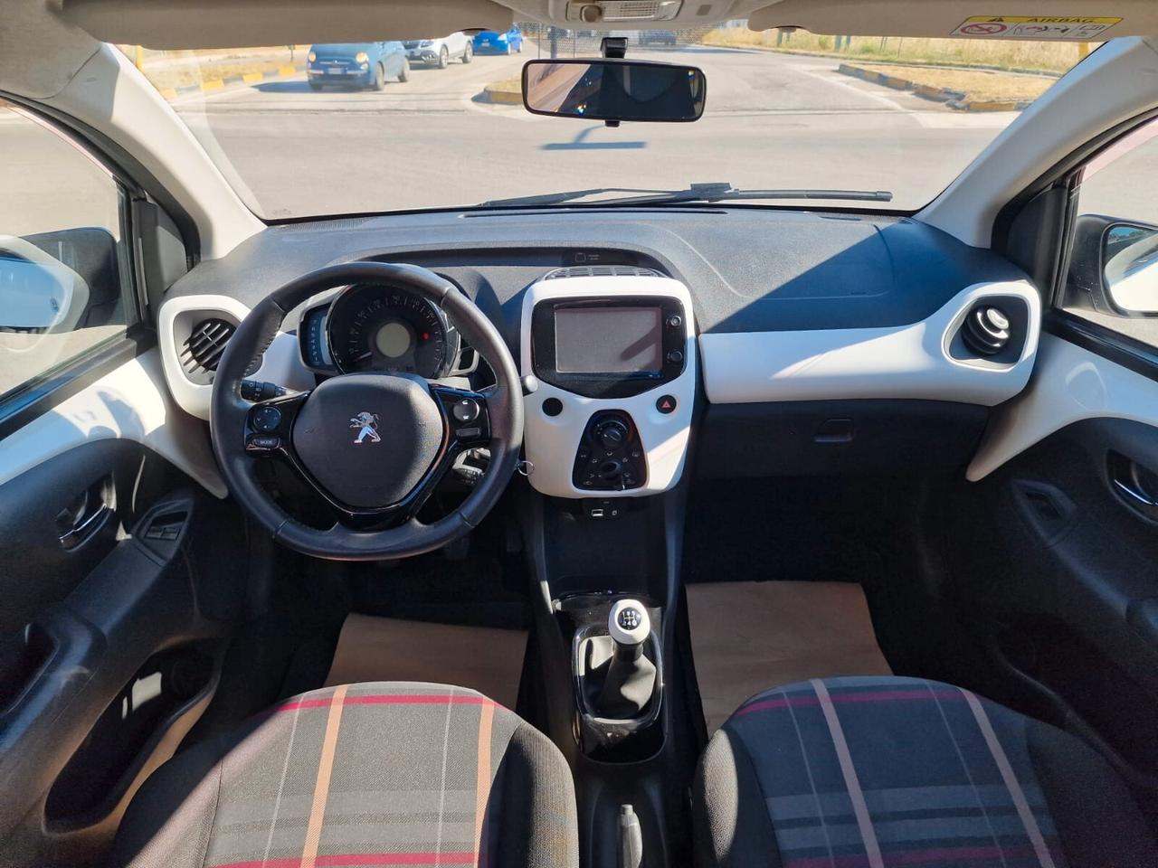 Peugeot 108 VTi 68 ETG 5 porte Allure