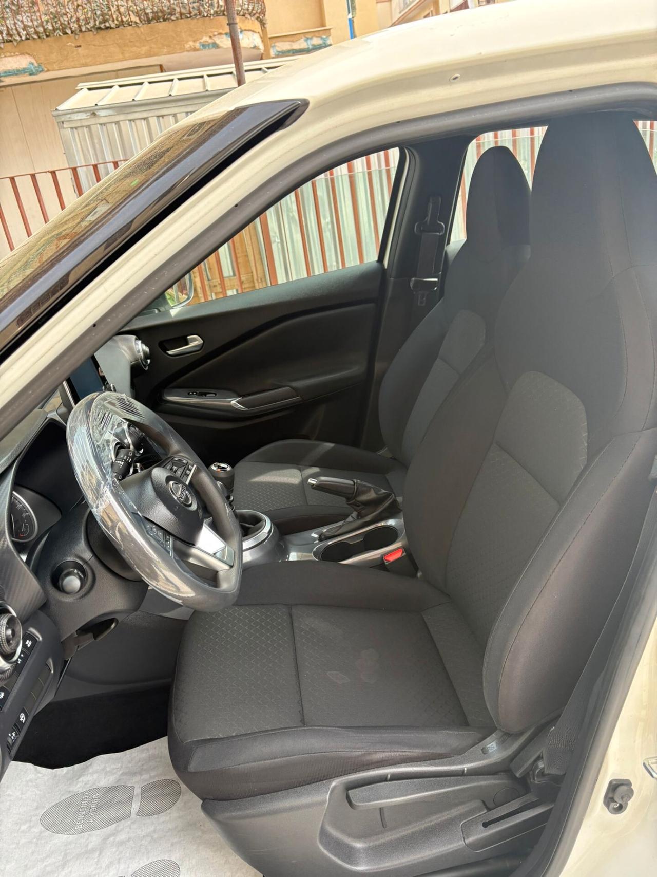 Nissan Juke 1.0 DIG-T 117 CV N-Connecta