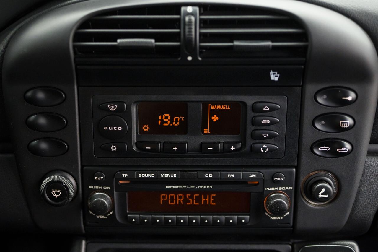 Porsche Boxster 3.2i 24V cat S