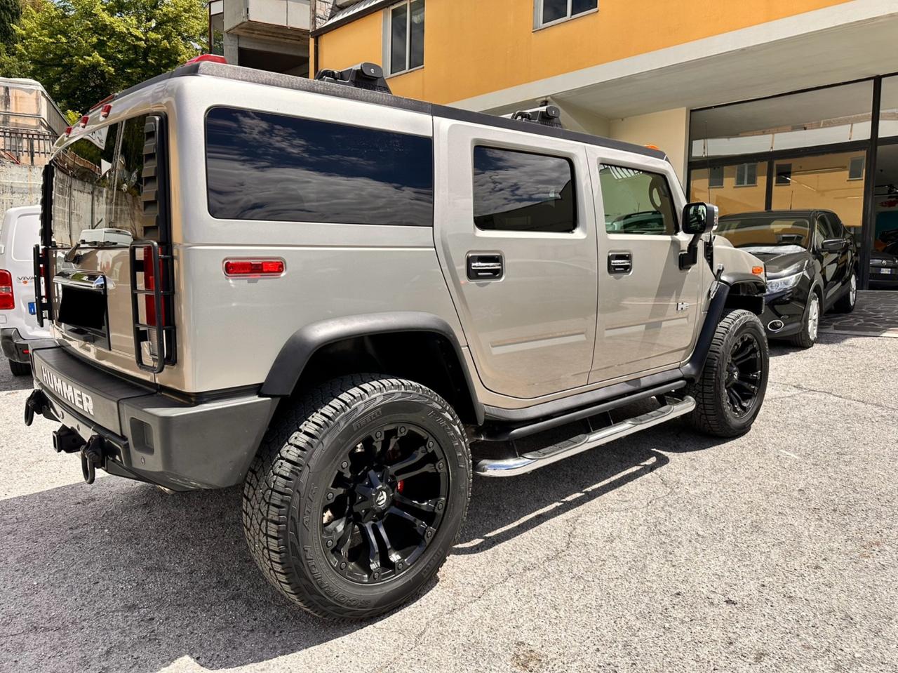 Hummer H2 Station wagon