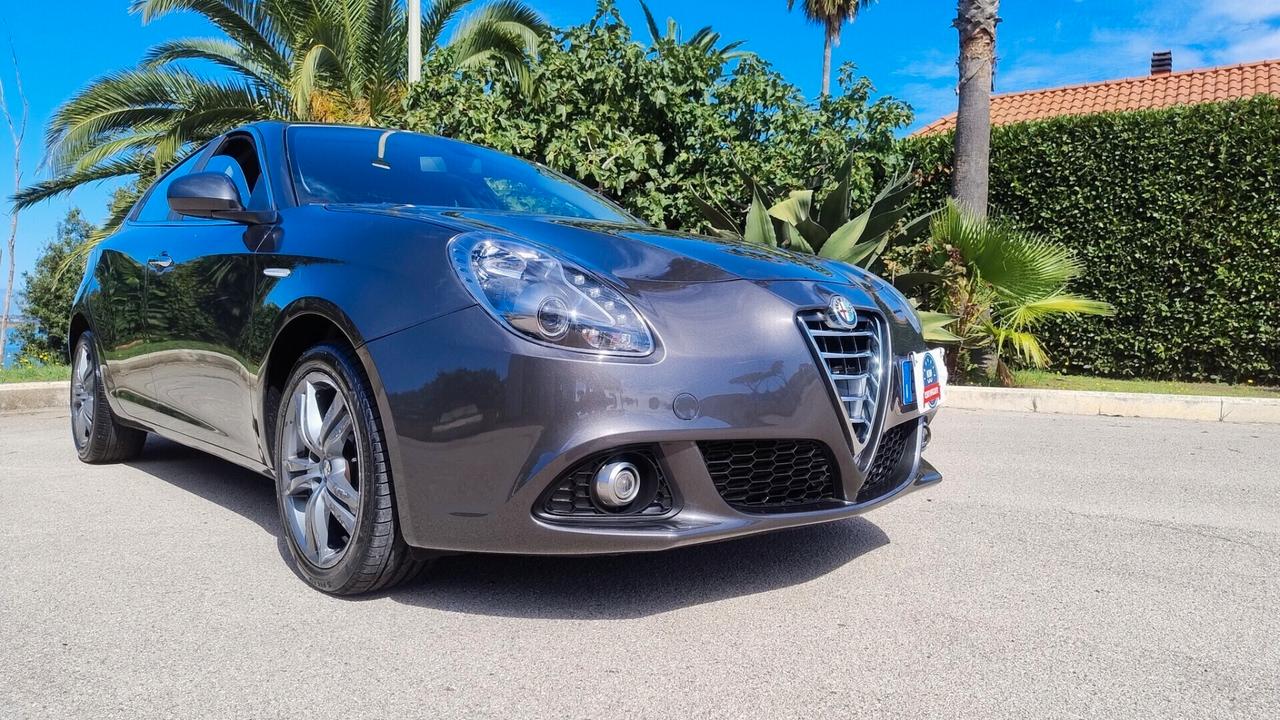 Alfa Romeo Giulietta 1.6 JTDm-2 105 CV Distinctive