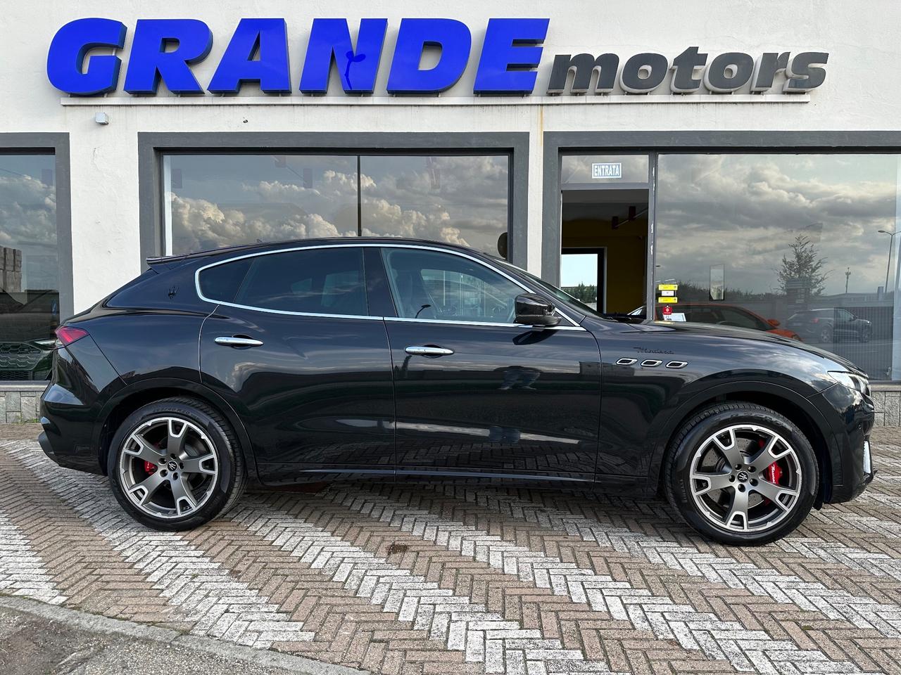 Maserati Levante V6 350 CV AWD Modena
