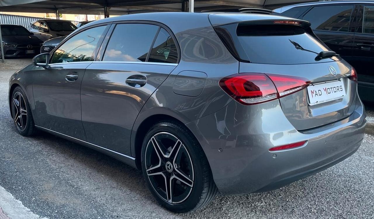 Mercedes-benz A 180 AMG Premium 2019