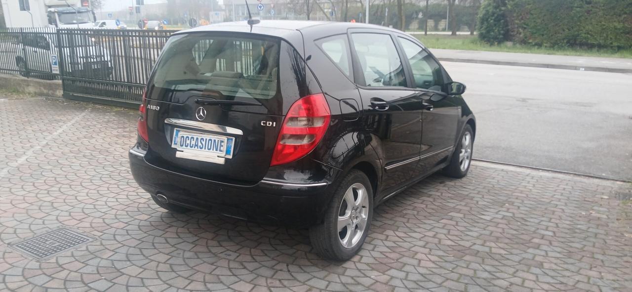 Mercedes cl. A 180 D automatica neopatentati