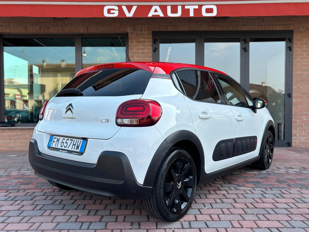 Citroen C3 PureTech 110 S&S Shine