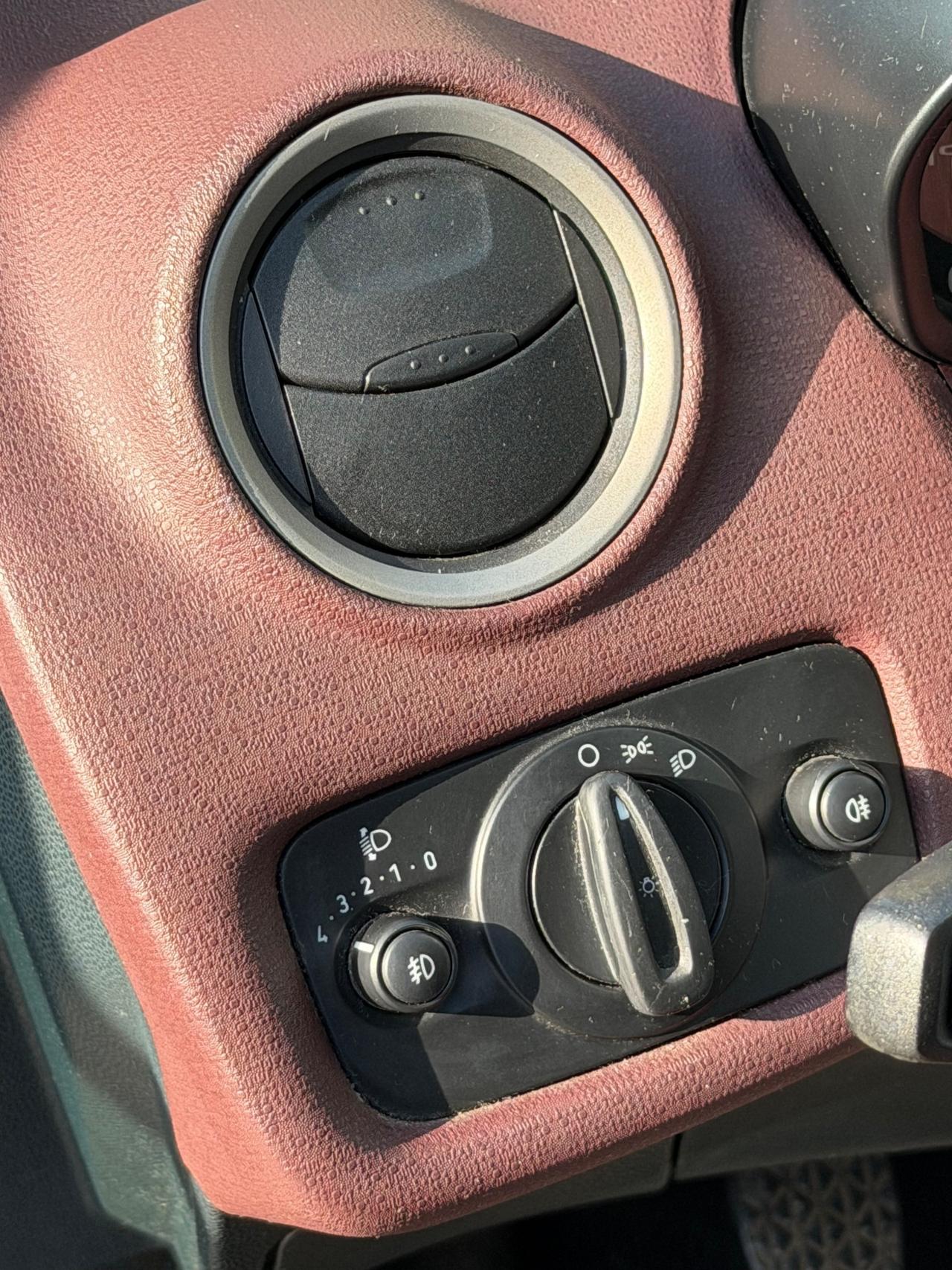 Ford Fiesta 1.4 3 porte Bz.- GPL 2030- Neopatentati