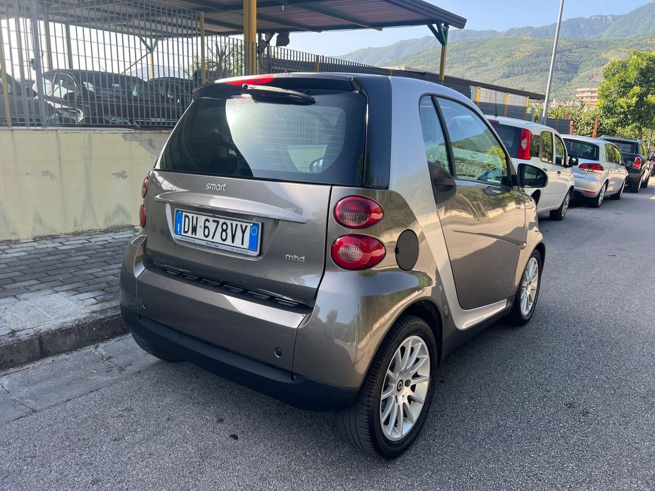 Smart ForTwo 1.0 benzina 71cv Mhd coupé pure