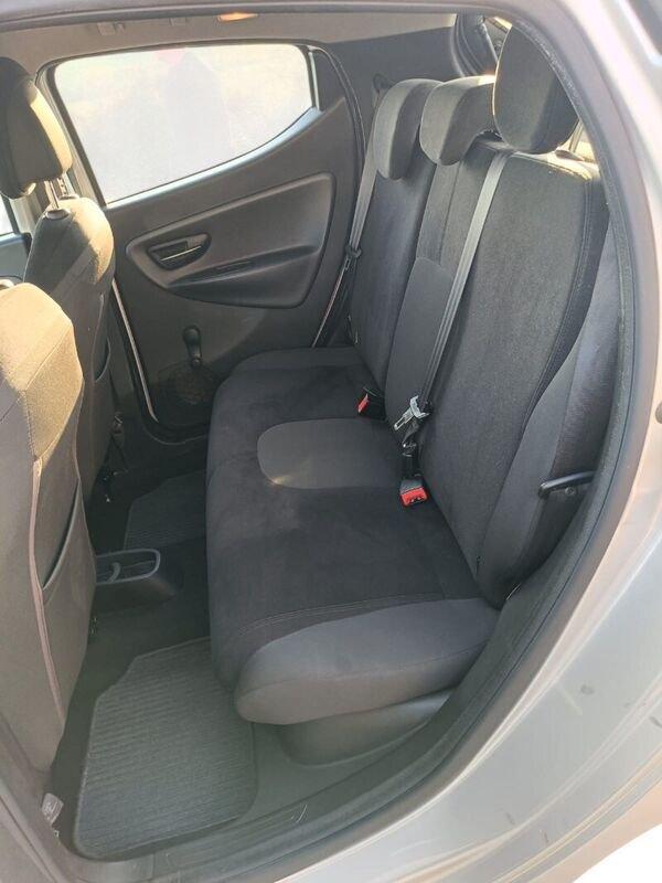 Lancia Ypsilon Ypsilon 1.2 69 CV 5 porte Silver