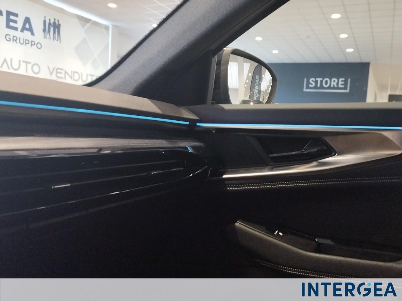 RENAULT Austral 1.2 E-Tech full hybrid Iconic 200cv auto