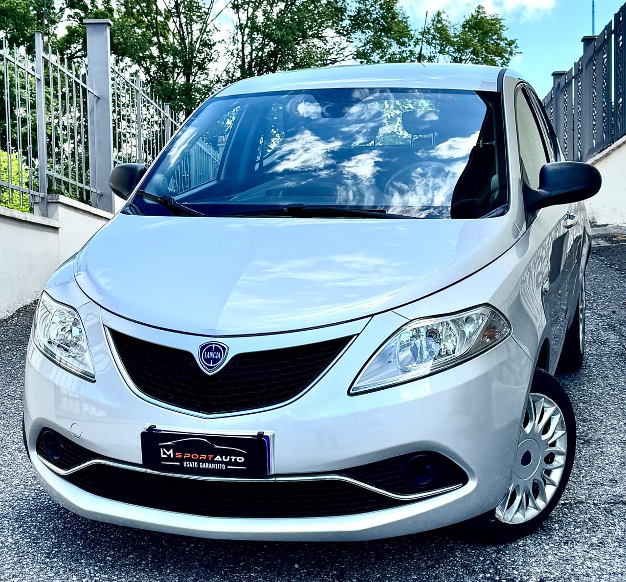 LANCIA YPSILON ECOCHIC 1.2 GPL PARI AL NUOVO