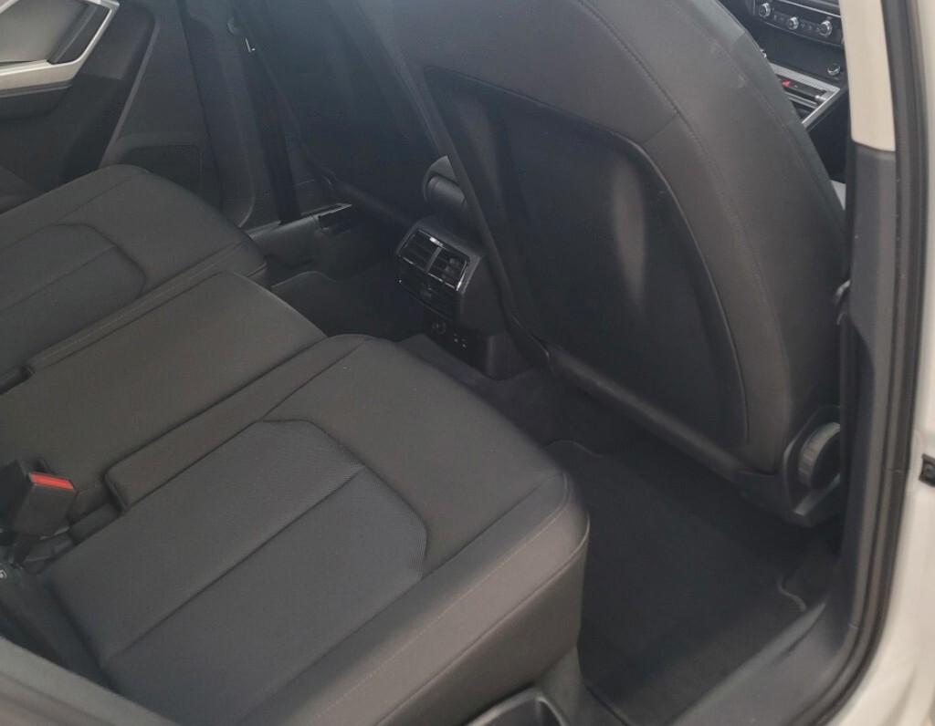 Audi Q3 35 TDI S tronic Business Advanced