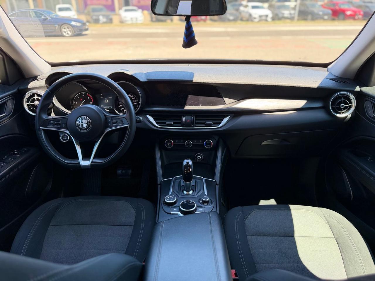 Alfa Romeo Stelvio Executive 2.2 #11317