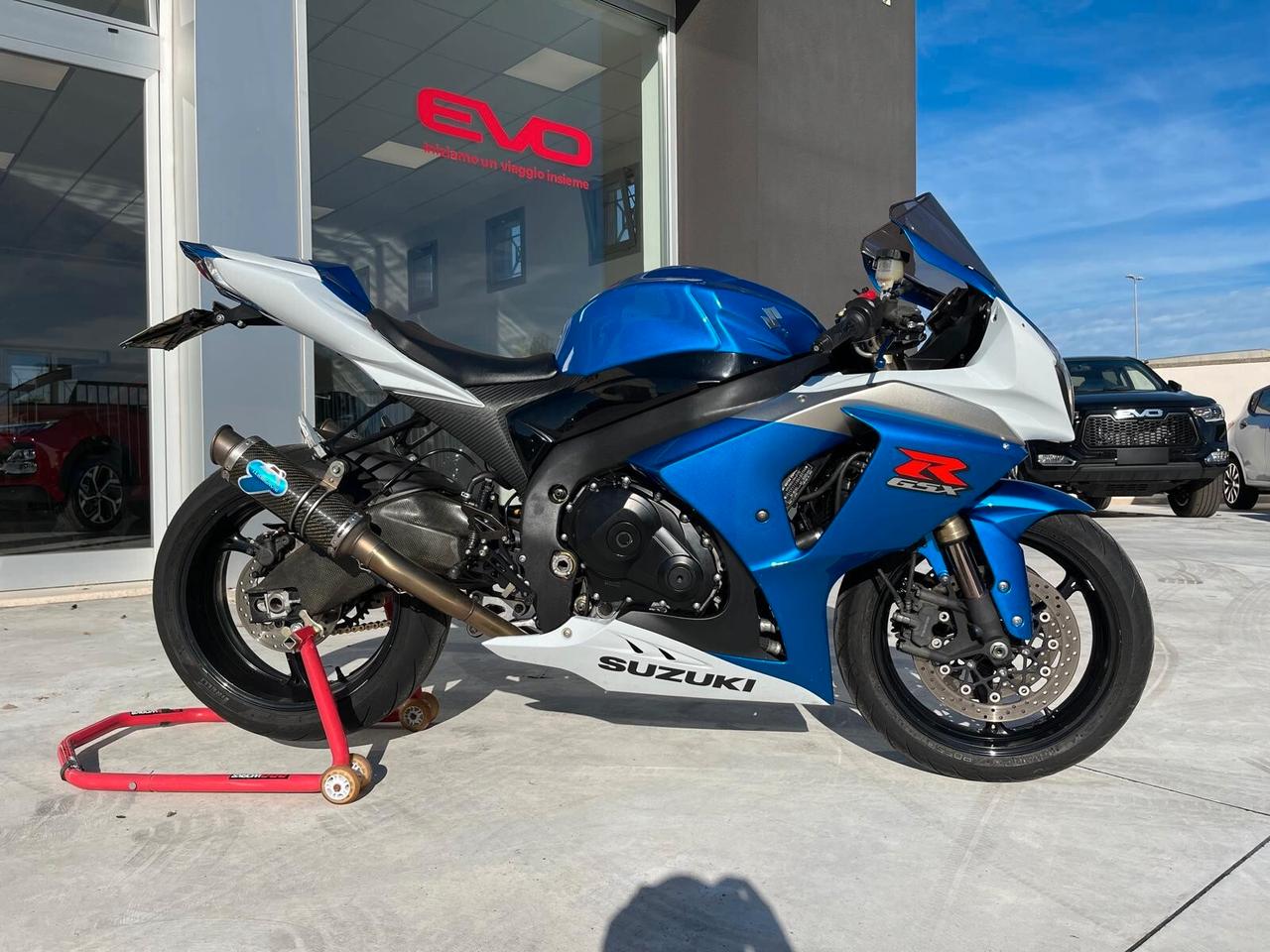 suzuki gsx r 100 km 600