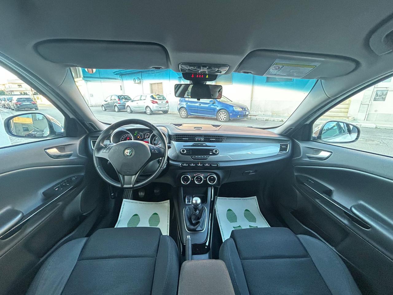 Alfa Giulietta 1.6 MJ 77Kw DISTINCTIVE Km123.-2013