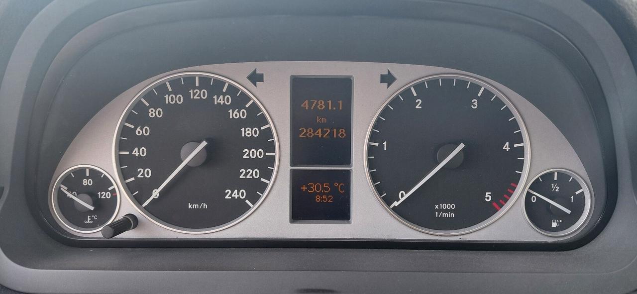 Mercedes-benz B 200 CDI Premium