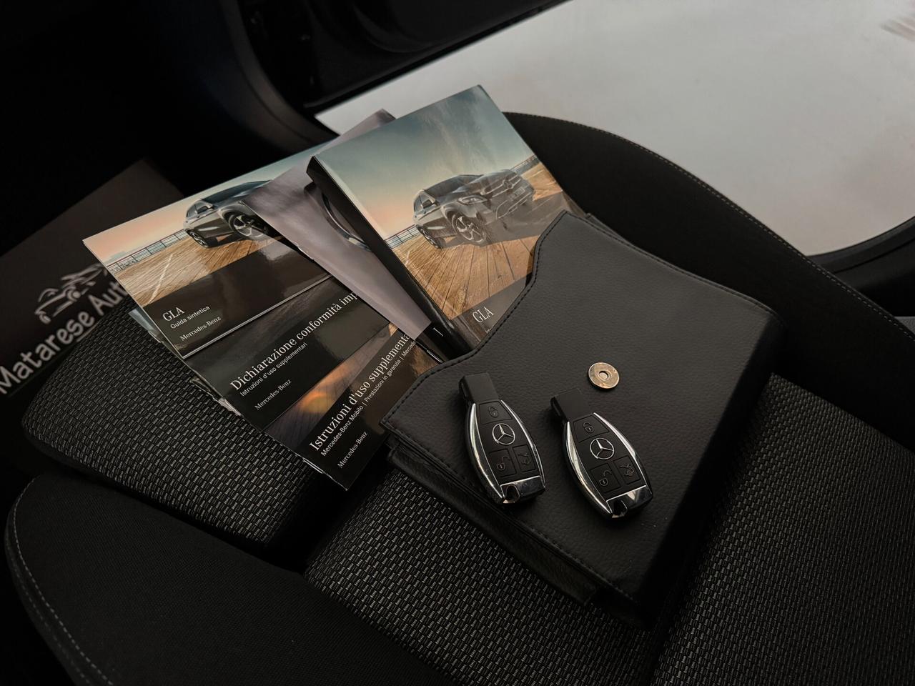 Mercedes-Benz GLA 180 sport 1.6cc 122cv Navi Clima OK Neopatentati