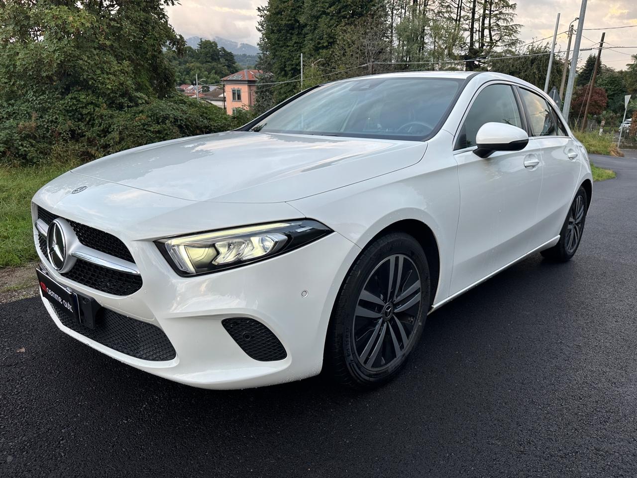 Mercedes-benz A 180 Automatic Sport - 2022