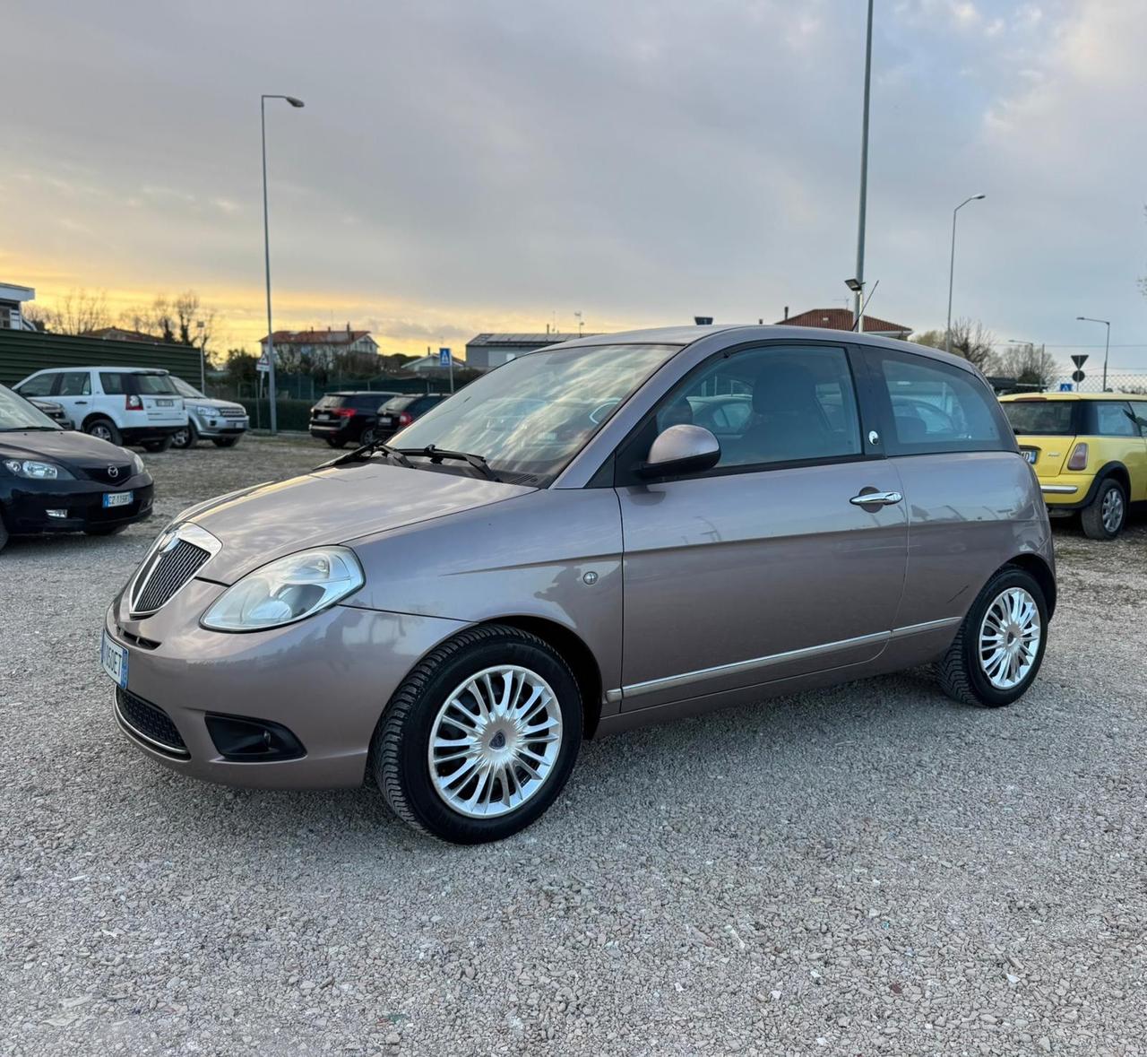 Lancia Ypsilon 1.4 Oro Ecochic GPL