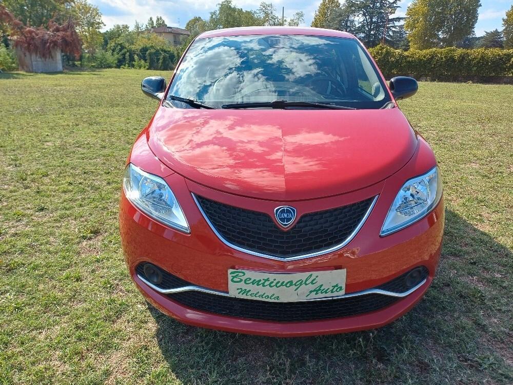 Lancia Ypsilon 1.200 Silver Km 66.000