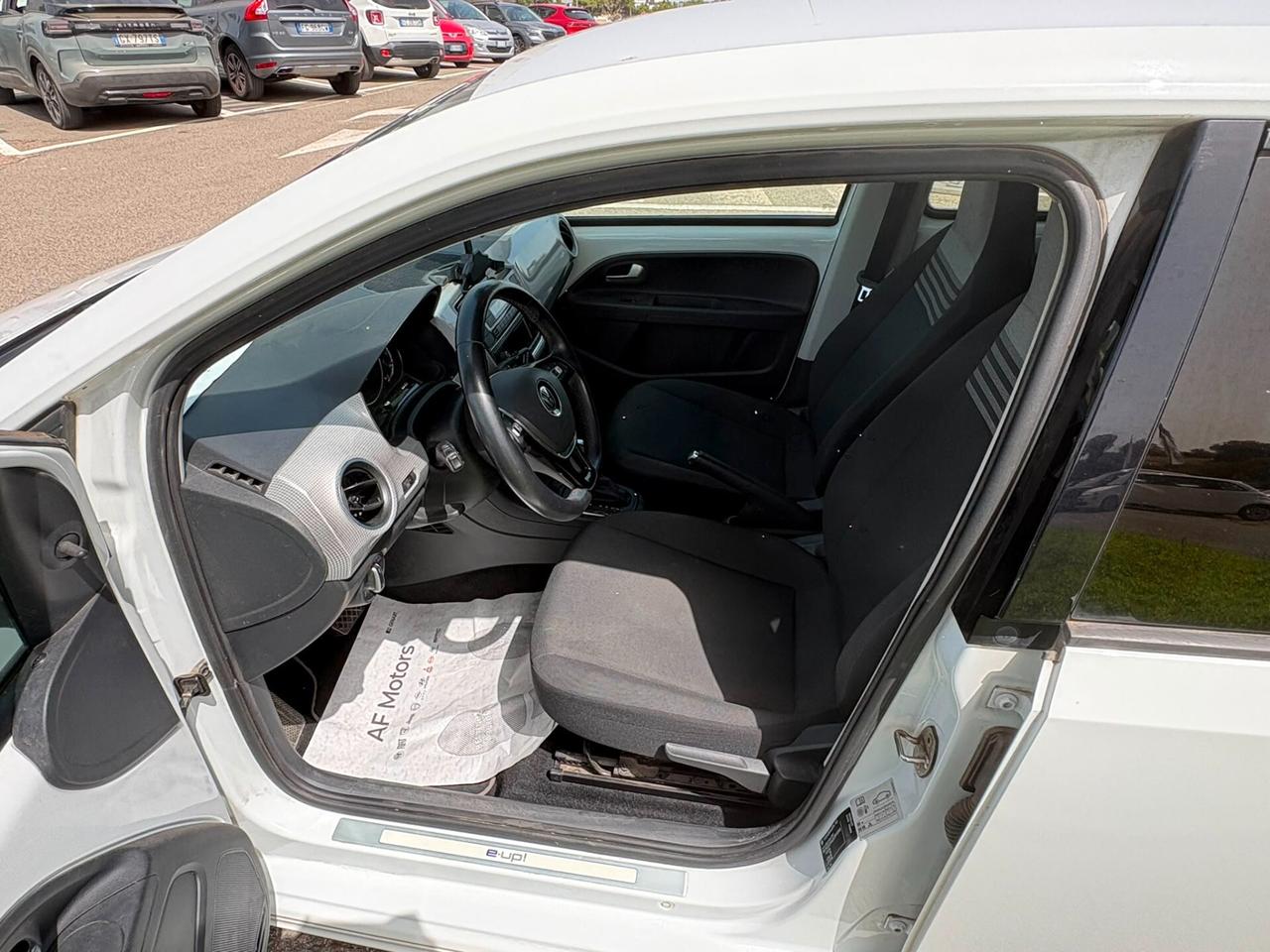 Volkswagen up! e-up! 82 CV
